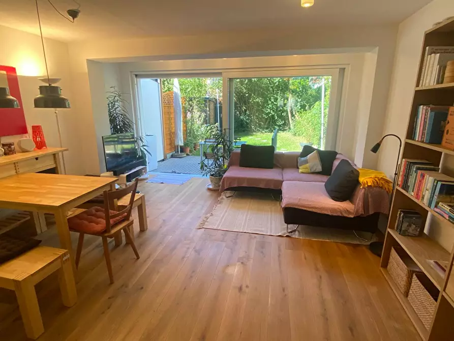 Immagine 5 di Casa indipendente in affitto  in Willibaldstraße a München