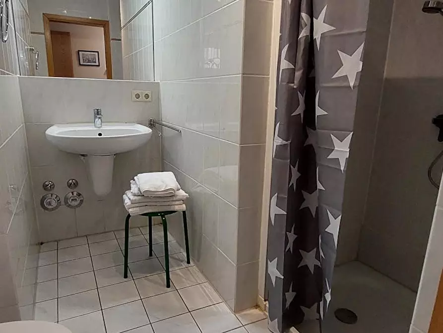 Immagine 5 di Casa indipendente in affitto  in Rodigallee a Hamburg Jenfeld