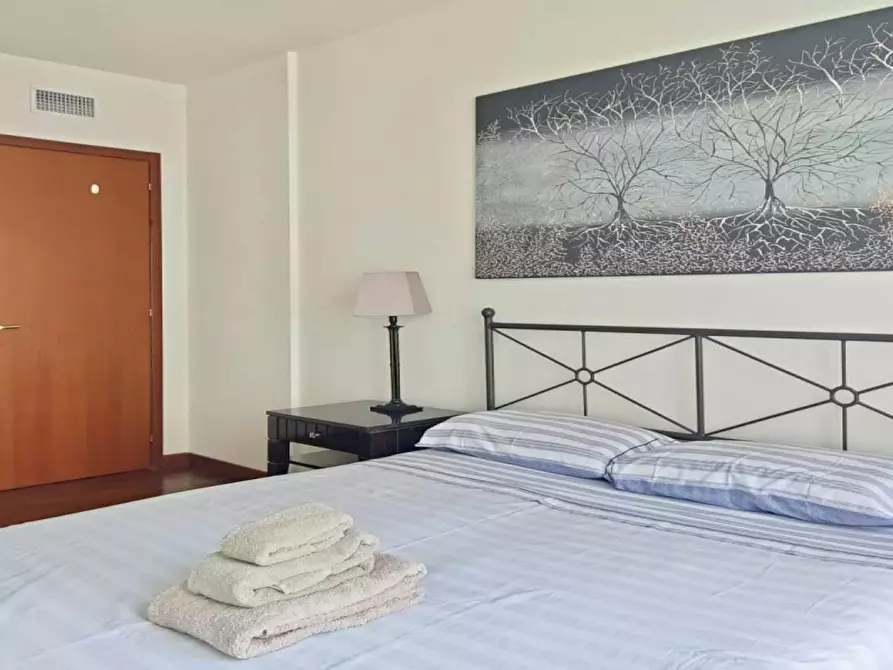 Immagine 1 di Camera in affitto  in Via Circonvallazione a Buccinasco