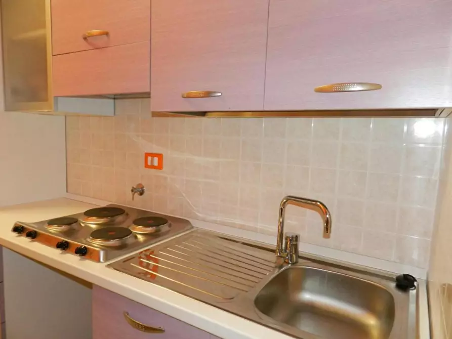 Immagine 10 di Appartamento in affitto  in Corso Valdocco a Torino