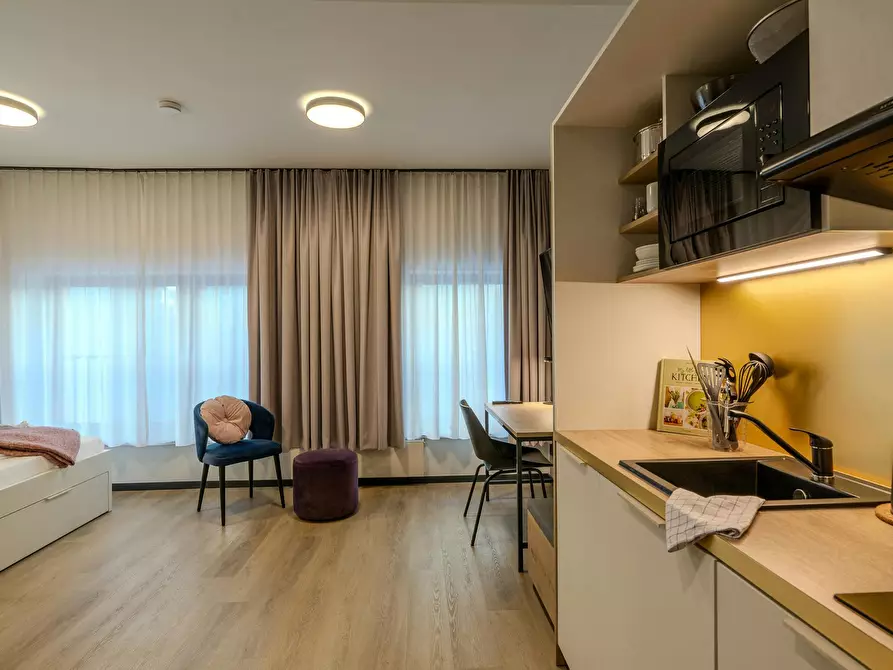 Immagine 5 di Appartamento in affitto  in Pestalozzistraße a Berlin