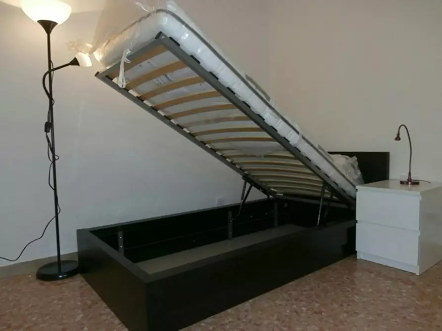 Immagine 1 di Camera in affitto  in Via Santa Chiara a Verona