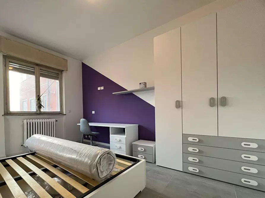 Immagine 9 di Camera in affitto  in Via Gioacchino Quarello a Torino