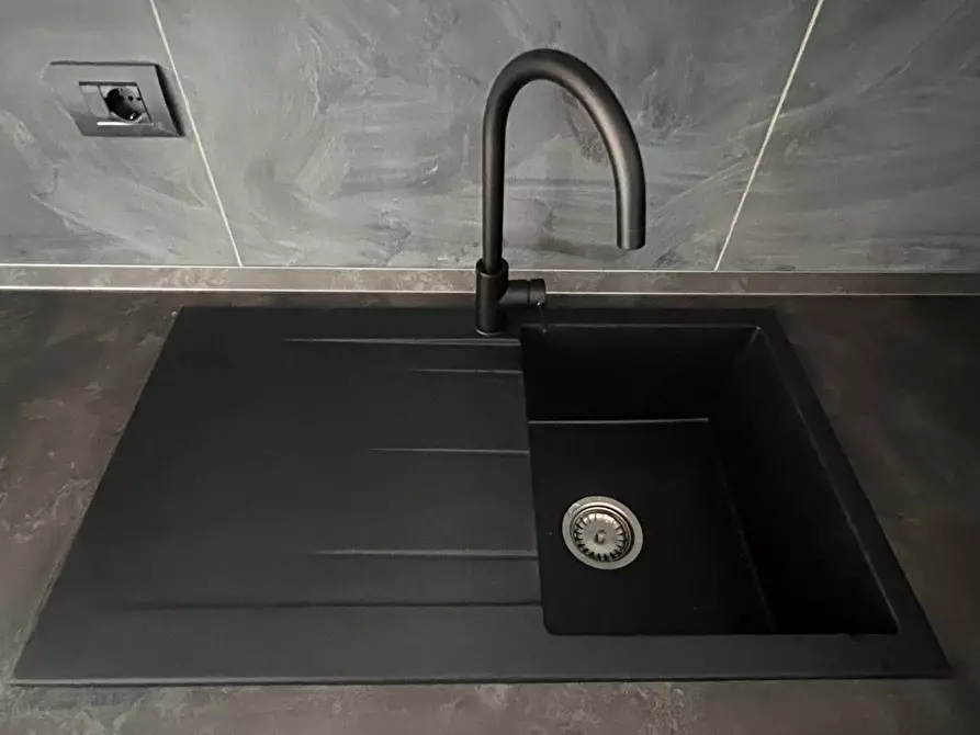 Immagine 3 di Camera in affitto  in Via Gioacchino Quarello a Torino