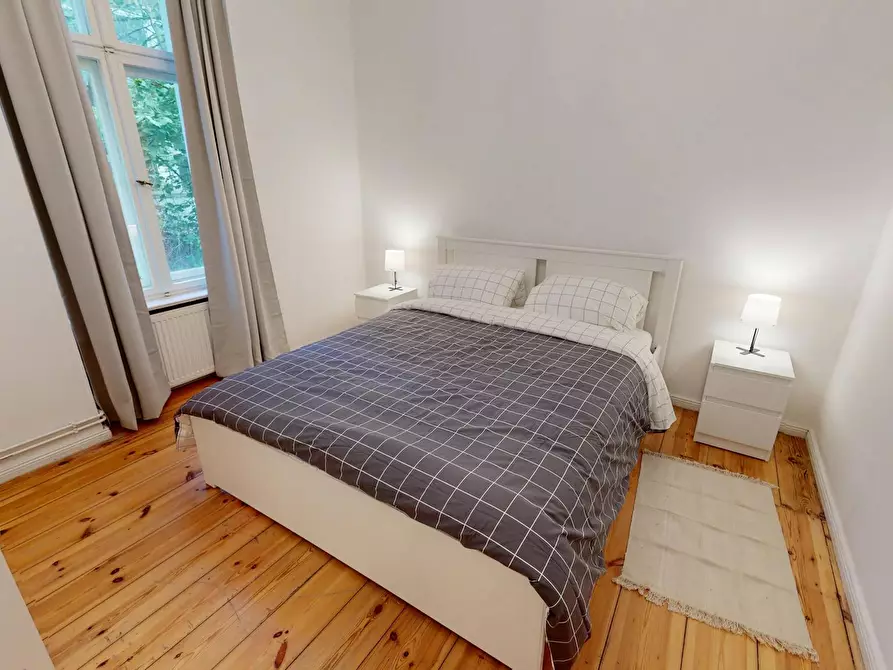 Immagine 3 di Appartamento in affitto  in Huttenstraße a Berlin