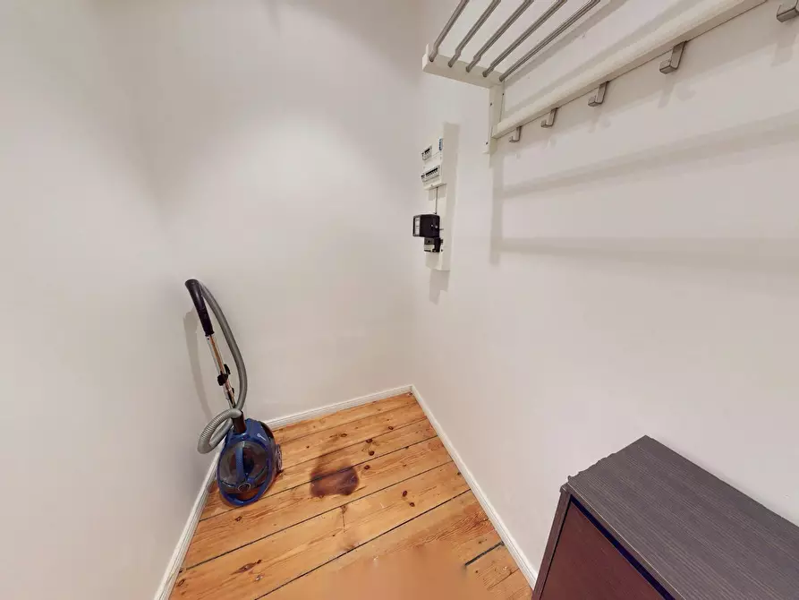 Immagine 9 di Appartamento in affitto  in Huttenstraße a Berlin