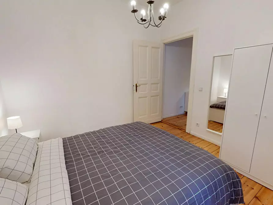 Immagine 4 di Appartamento in affitto  in Huttenstraße a Berlin