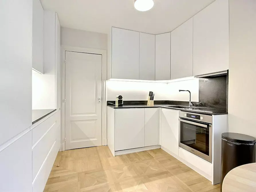 Immagine 10 di Appartamento in affitto  in Rue Casimir Périer a Paris 07