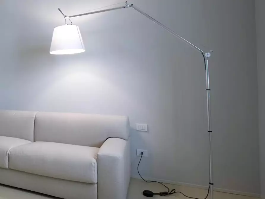 Immagine 2 di Appartamento in affitto  in Via Mascarella a Bologna