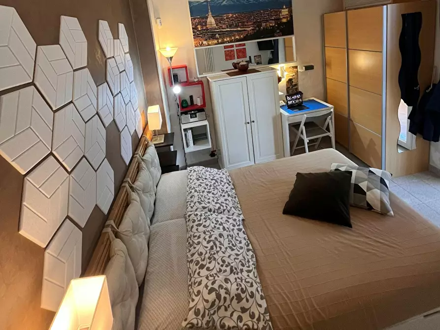 Immagine 7 di Appartamento in affitto  in Via Issiglio a Torino