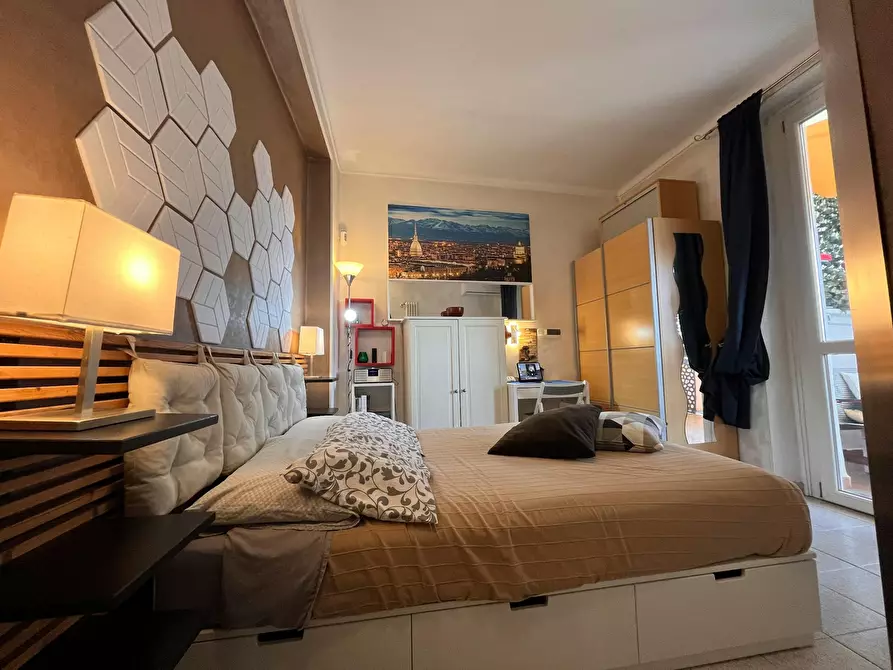 Immagine 6 di Appartamento in affitto  in Via Issiglio a Torino