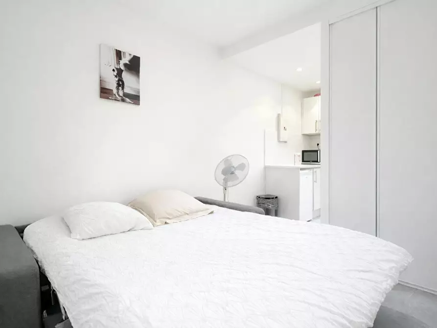 Immagine 8 di Appartamento in affitto  in Rue Boileau a Paris 16