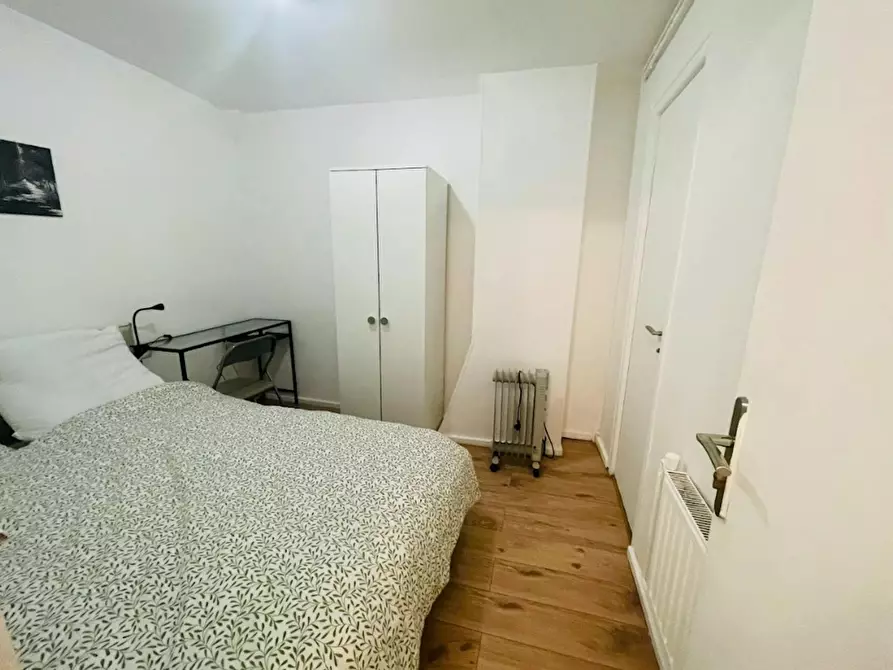 Immagine 6 di Appartamento in affitto  in Rue de Belleville a Paris 20