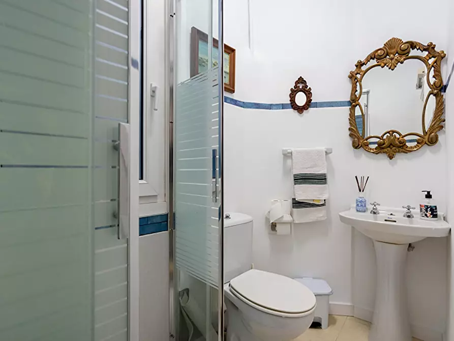 Immagine 7 di Camera in affitto  in Calle Manuel Allende a Bilbao