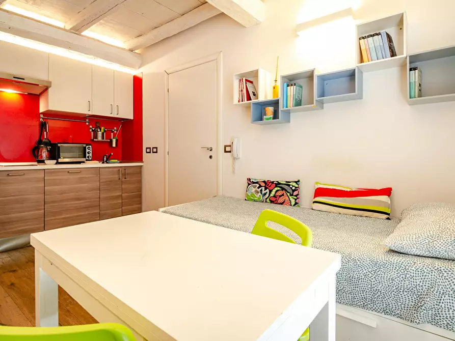 Immagine 7 di Appartamento in affitto  in Via Santo Stefano a Bologna