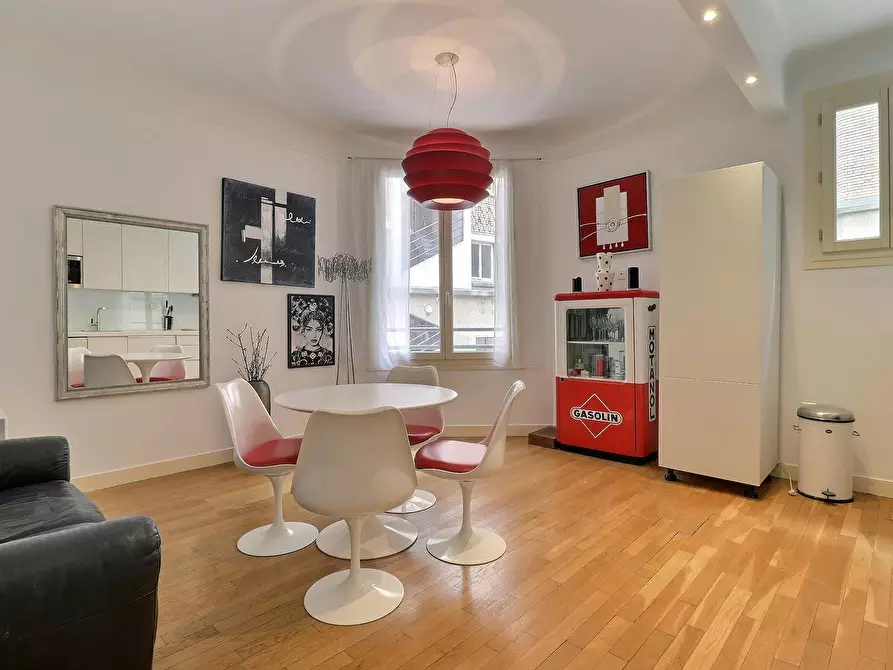 Immagine 1 di Appartamento in affitto  in Avenue de Breteuil a Paris 07