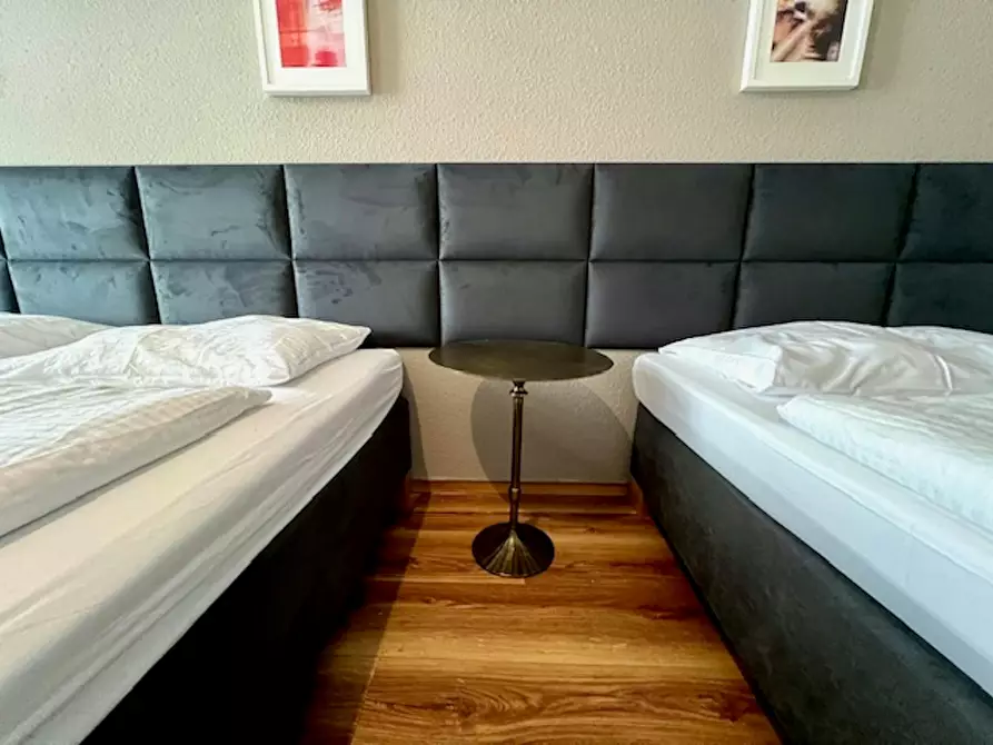 Immagine 9 di Appartamento in affitto  in Dimitroffstraße a Leipzig