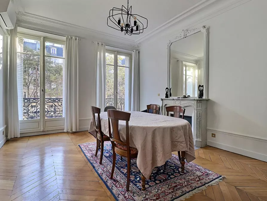 Immagine 8 di Appartamento in affitto  in Avenue des Ternes a Paris 17