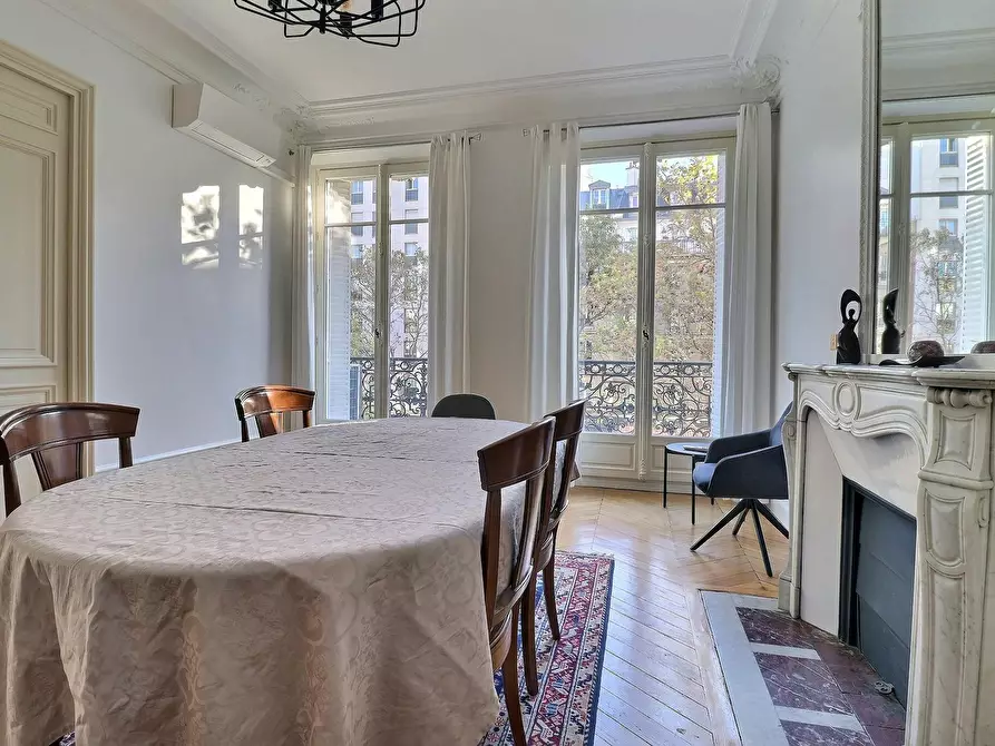 Immagine 9 di Appartamento in affitto  in Avenue des Ternes a Paris 17