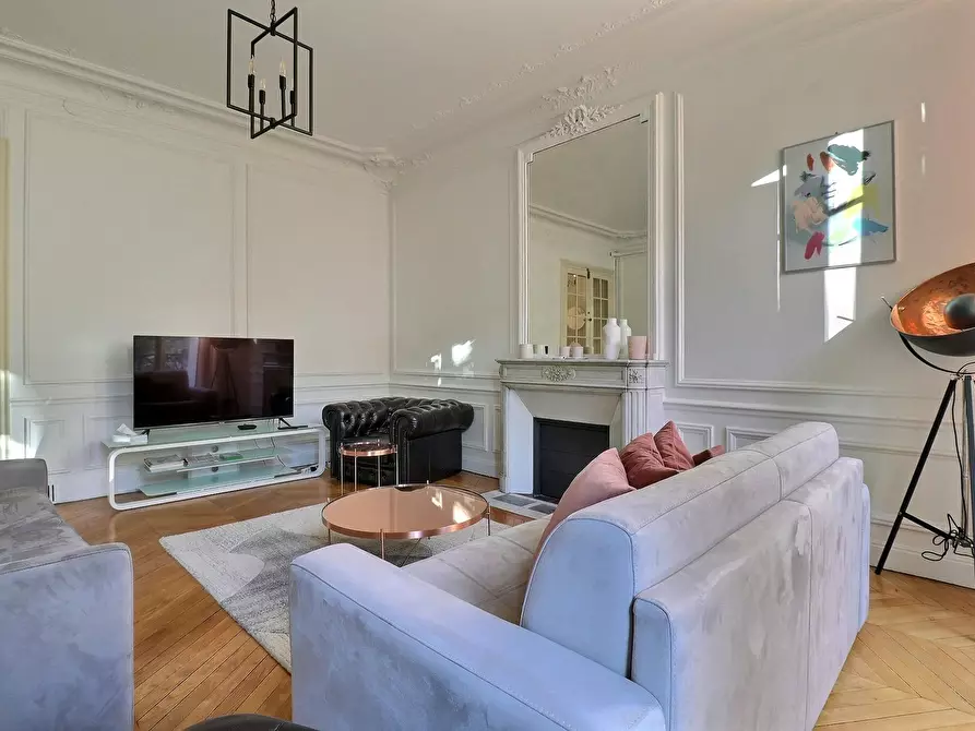 Immagine 7 di Appartamento in affitto  in Avenue des Ternes a Paris 17