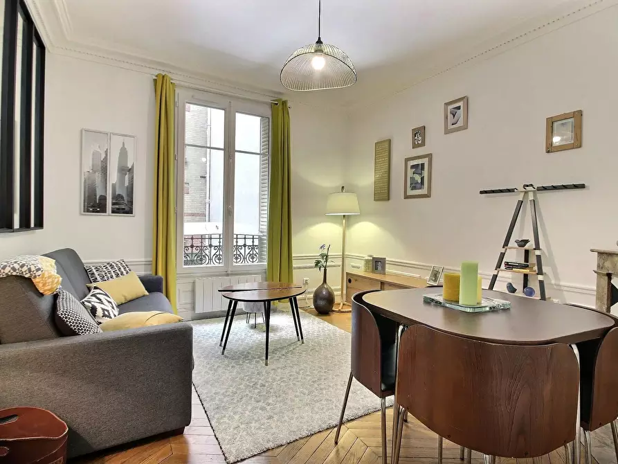 Immagine 1 di Appartamento in affitto  in Rue Bargue a Paris
