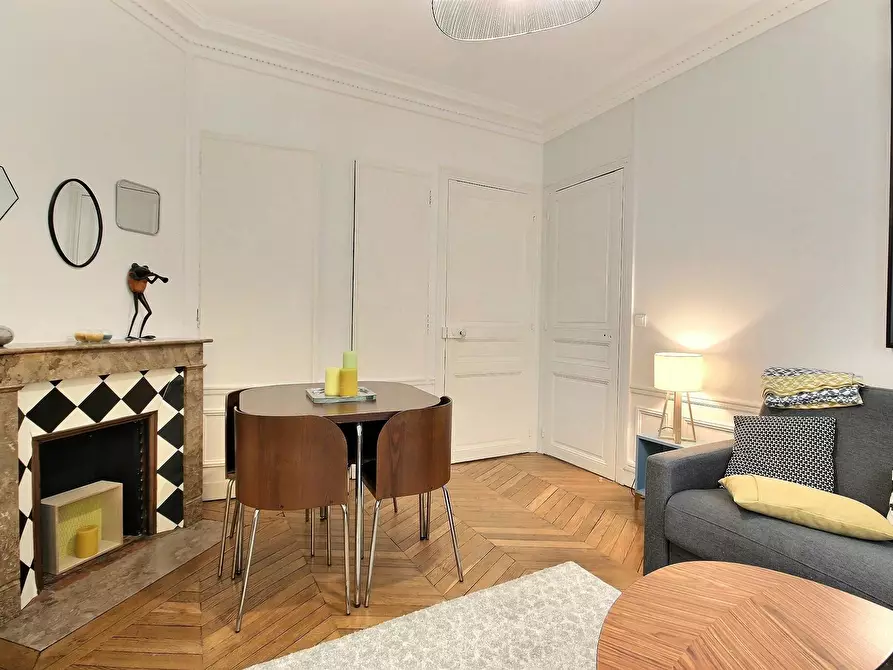 Immagine 4 di Appartamento in affitto  in Rue Bargue a Paris