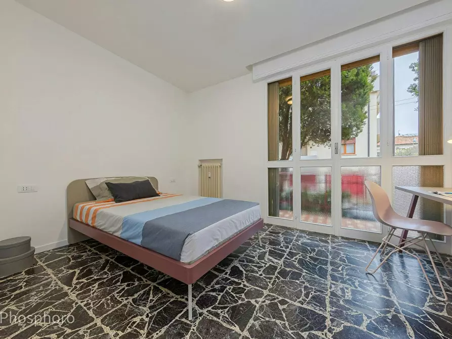 Immagine 2 di Camera in affitto  in Via Leonardo Emo Capodilista a Padova