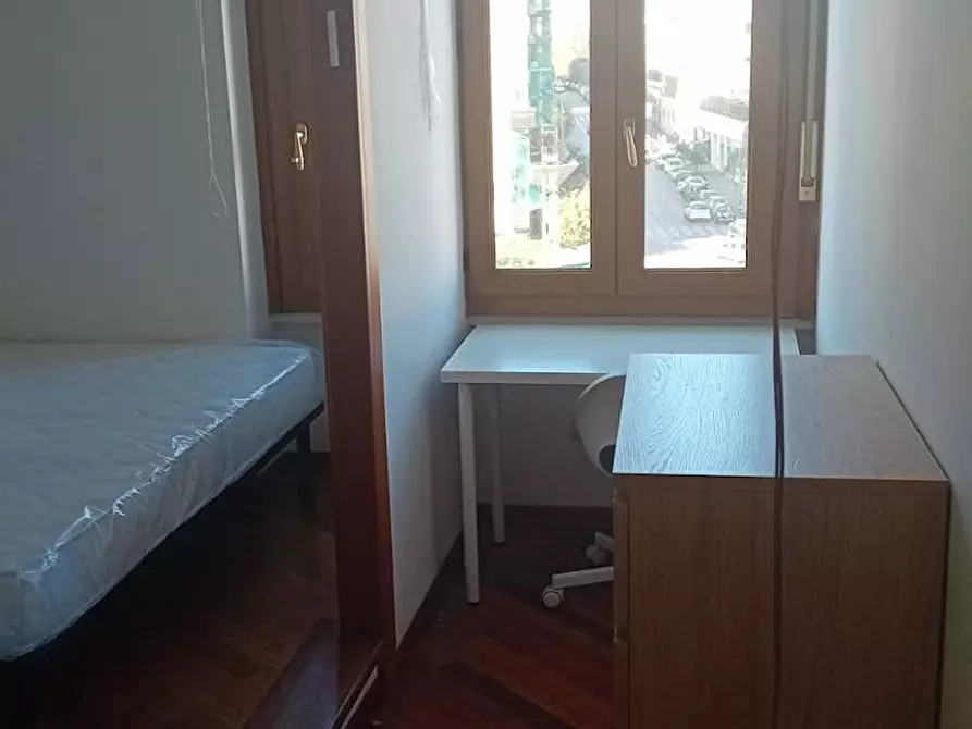 Immagine 1 di Camera in affitto  in Via Tripoli a Roma