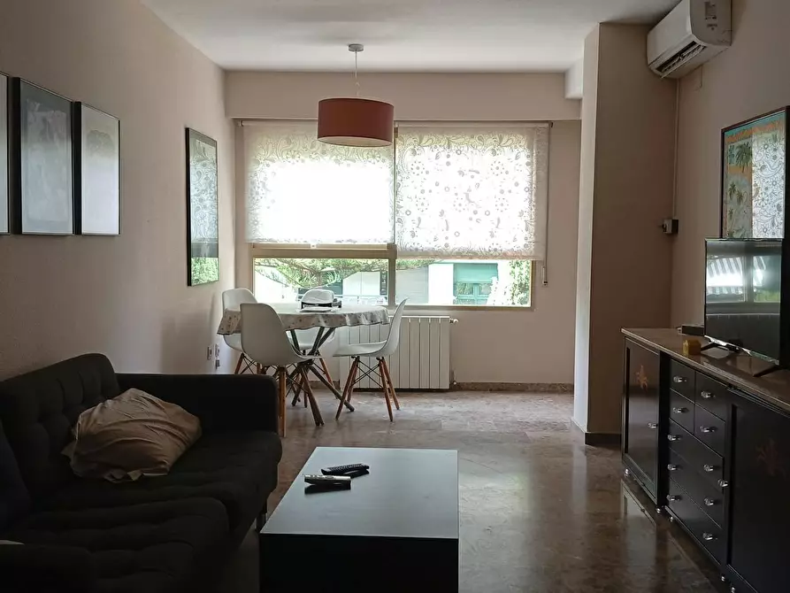 Immagine 1 di Appartamento in affitto  in Carrer de Luis Arcas a Valencia