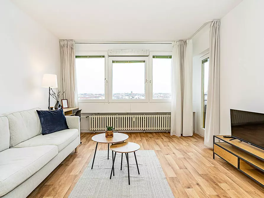 Immagine 8 di Appartamento in affitto  in Mehringplatz a Berlin Kreuzberg