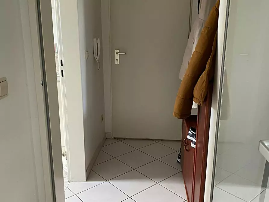 Immagine 4 di Camera condivisa in affitto  in Hackenbergstraße a Berlin