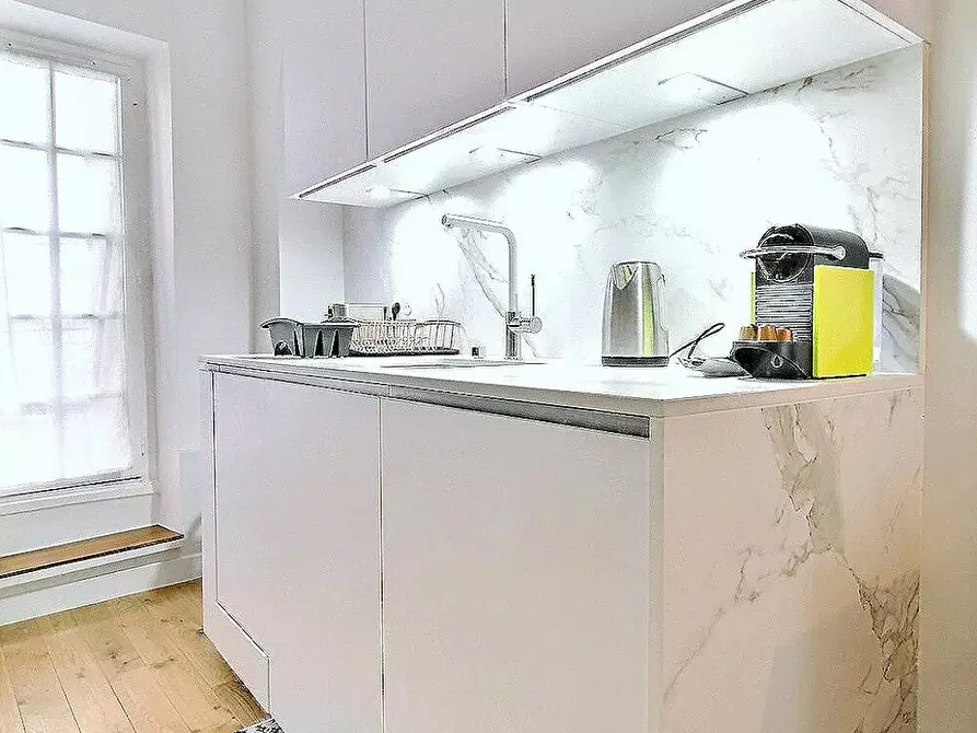 Immagine 7 di Appartamento in affitto  in Rue de la Montagne Sainte Geneviève a Paris 05