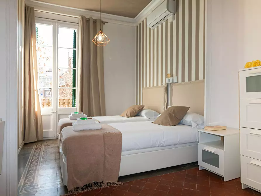 Immagine 1 di Appartamento in affitto  in Carrer de Mallorca a Barcelona