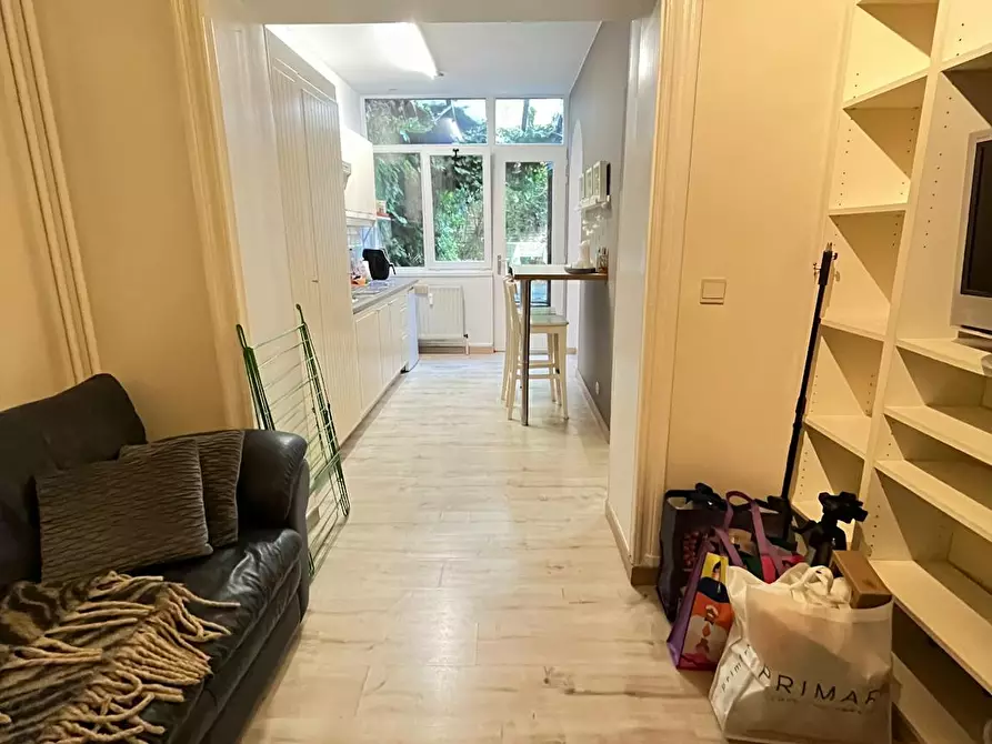 Immagine 2 di Appartamento in affitto  in Chaussée de Wavre a Ixelles