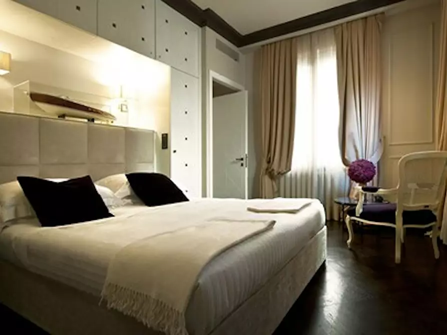 Immagine 5 di Appartamento in affitto  in Via dei Brunelleschi a Firenze