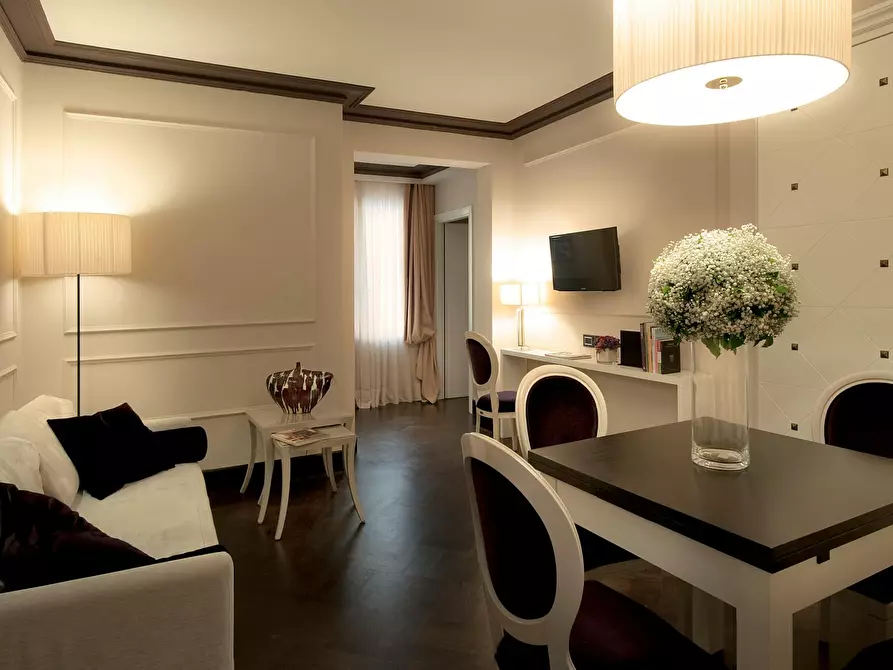 Immagine 2 di Appartamento in affitto  in Via dei Brunelleschi a Firenze