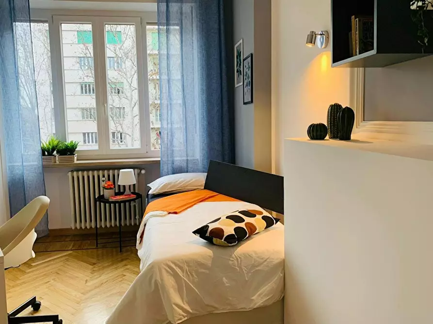 Immagine 6 di Camera in affitto  in Corso Vittorio Emanuele II a Torino