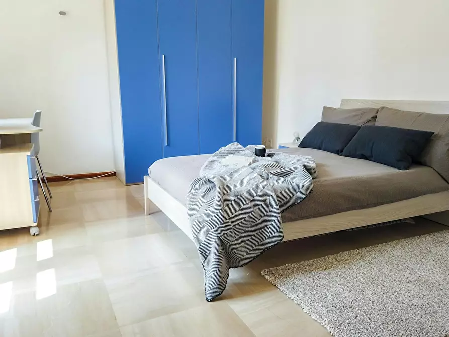 Immagine 6 di Camera in affitto  in Via Gocciadoro a Trento