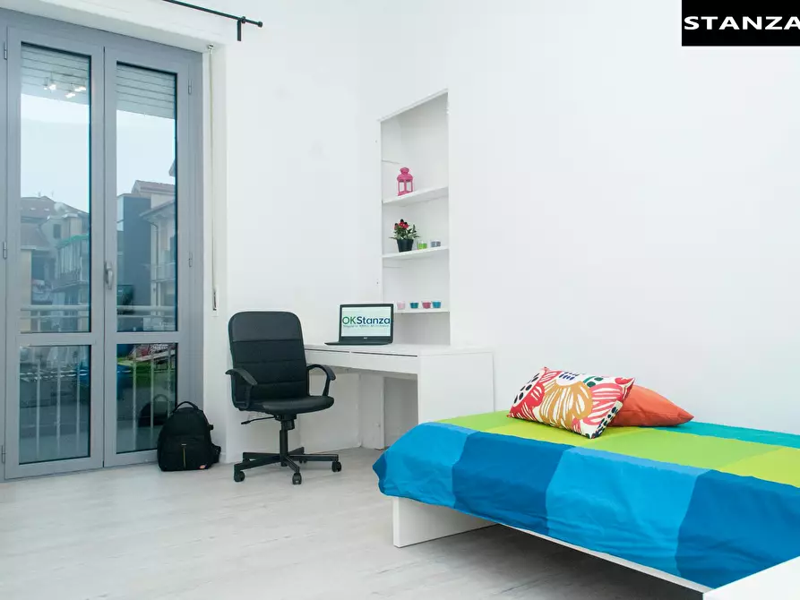 Immagine 2 di Camera in affitto  in Piazza Tancredi Galimberti a Torino