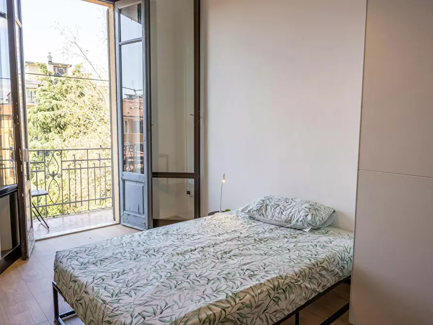 Immagine 2 di Camera in affitto  in Viale Campania a Milano