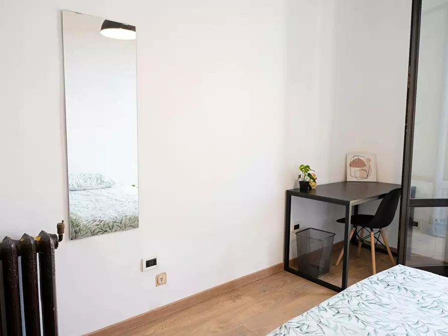 Immagine 3 di Camera in affitto  in Viale Campania a Milano