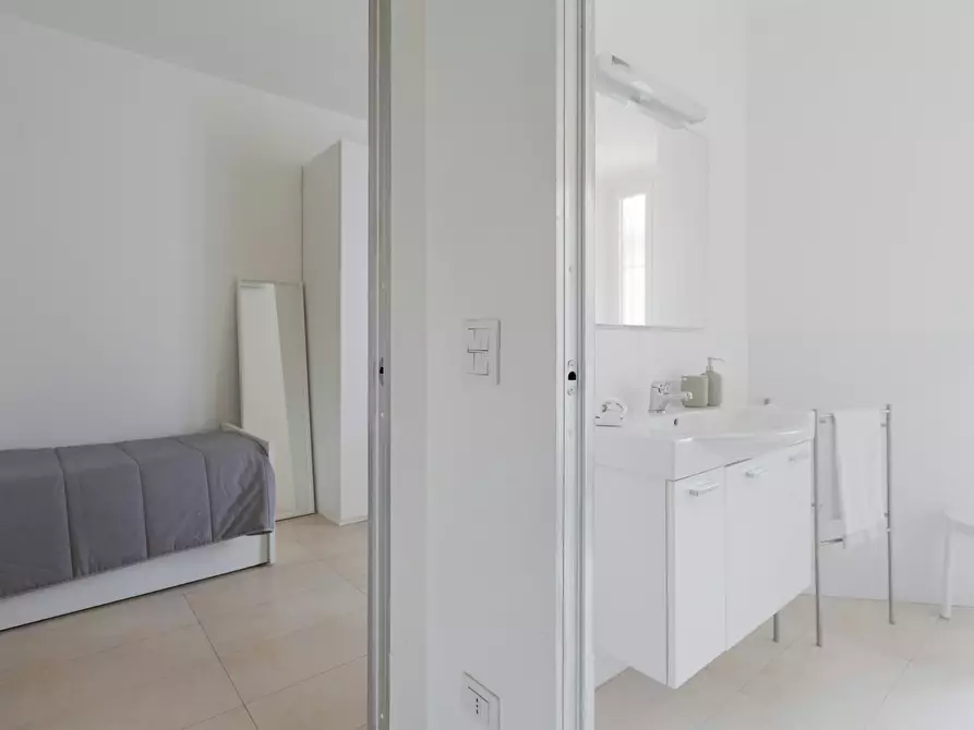 Immagine 2 di Appartamento in affitto  in Via Pietro Borsieri a Milano