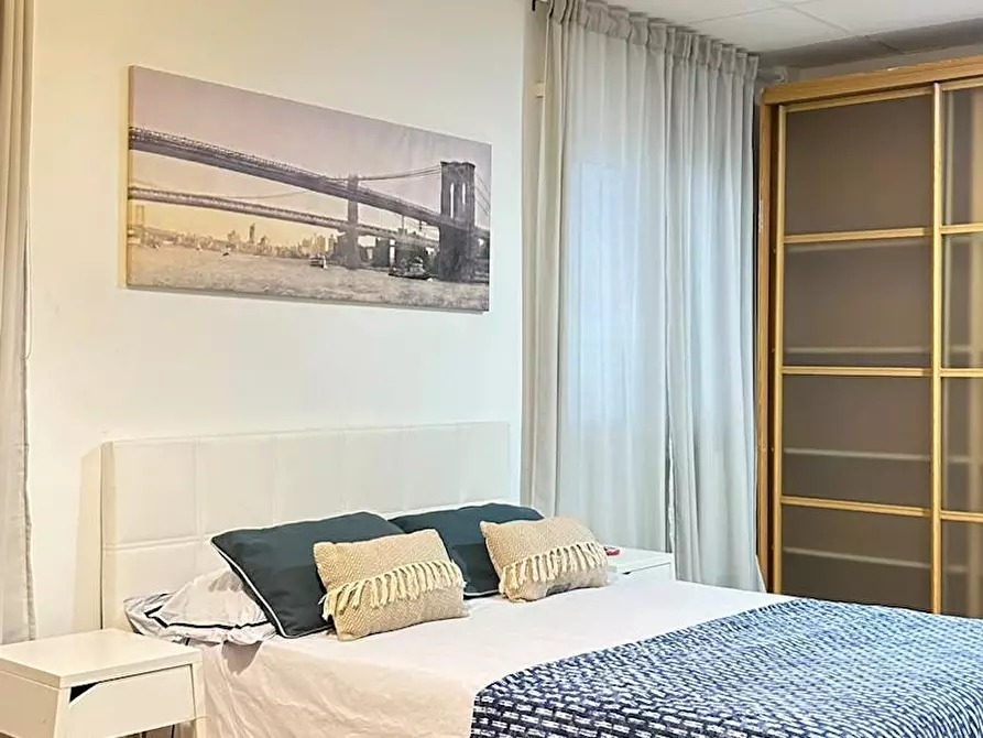 Immagine 5 di Camera in affitto  in Avenida de América a Madrid