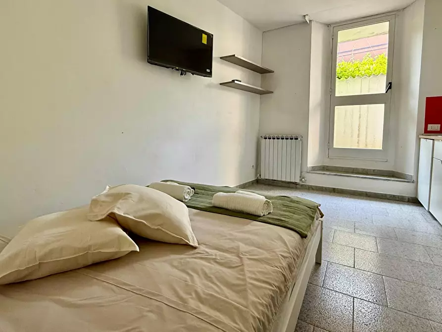 Immagine 1 di Camera in affitto  in Via Giuseppe Garibaldi a Pisa