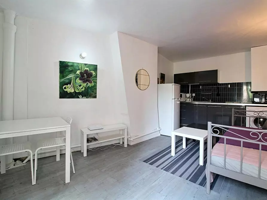 Immagine 5 di Appartamento in affitto  in Rue Léopold Bellan a Paris