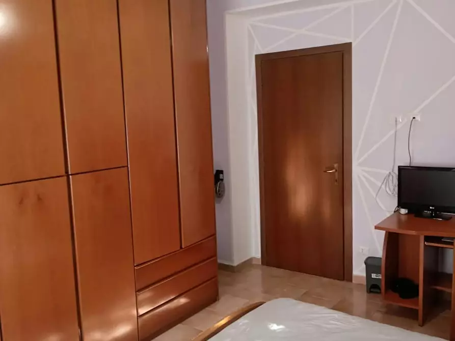 Immagine 4 di Camera in affitto  in Via Demonte a Milano