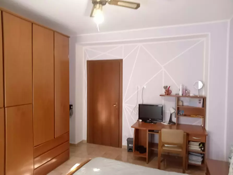 Immagine 3 di Camera in affitto  in Via Demonte a Milano