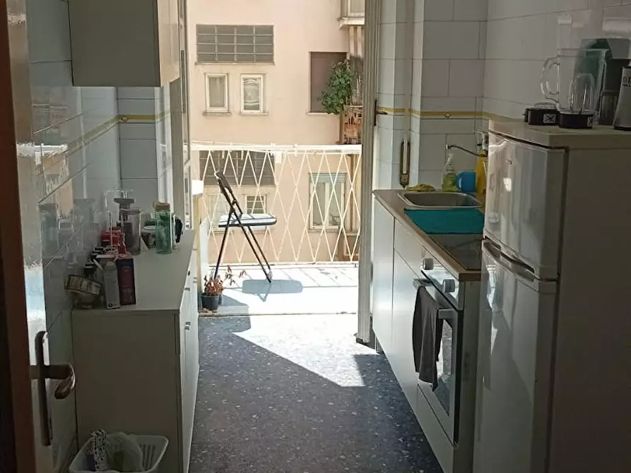 Immagine 6 di Camera in affitto  in Via Ugo Balzani a Roma
