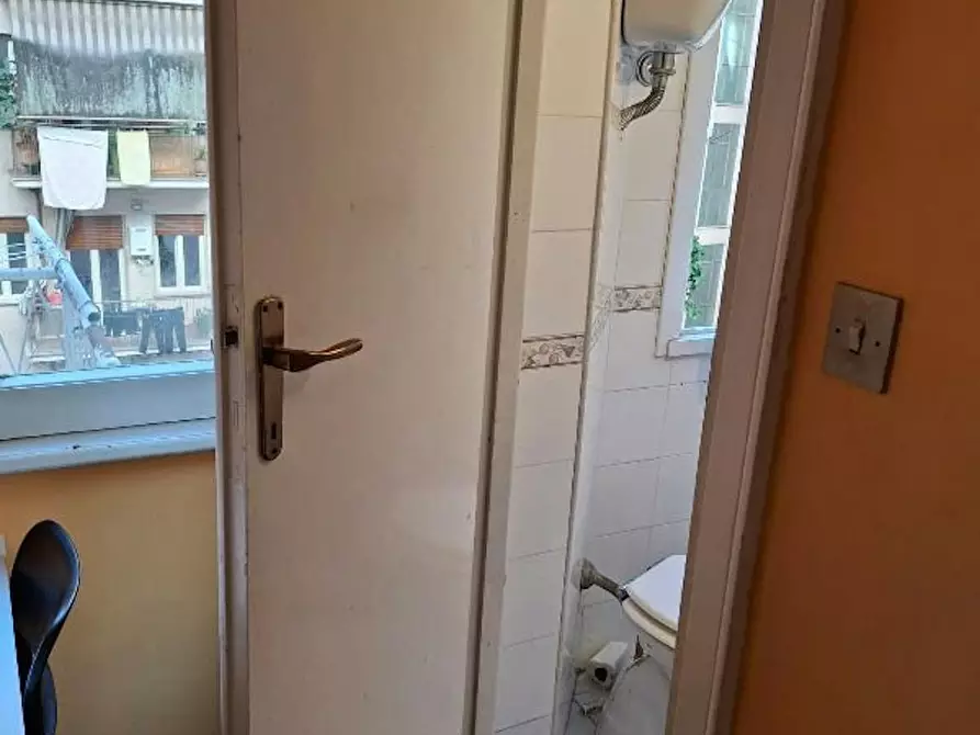 Immagine 6 di Camera in affitto  in Via Ugo Balzani a Roma