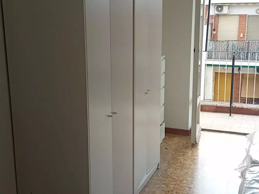 Immagine 5 di Camera in affitto  in Via Borghesano Lucchese a Roma